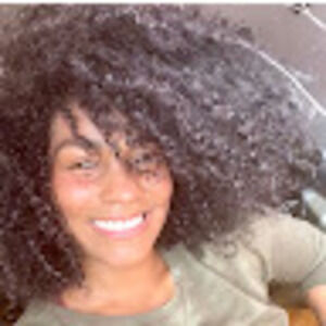 Meet your Posher, Arisa